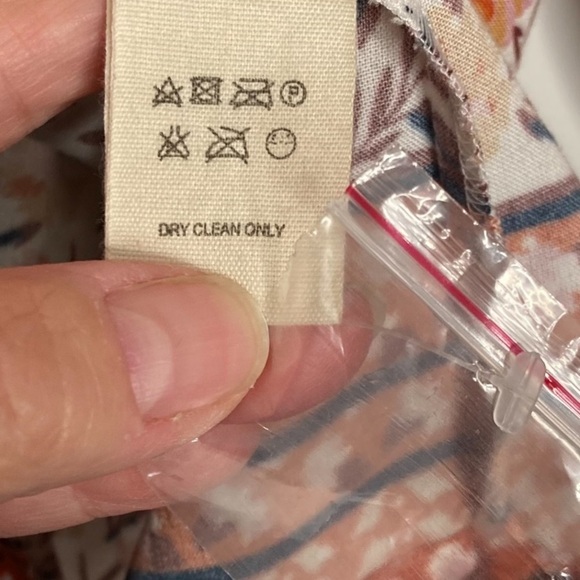 Jen’s Pirate Booty Multi Print Roma Lockhart Tunic Top in Roma Gold Sz S - Picture 12 of 14